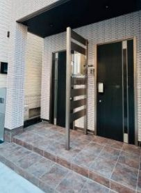 【エントランス】 | 仮称根岸コスモポリタン | 建物の内部です