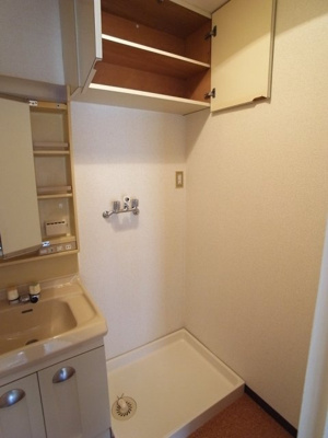 【設備】 | 第５サンキビル | 室内洗濯機置場