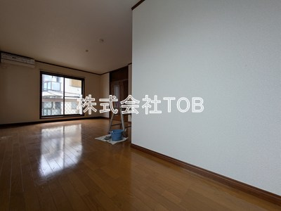 【内装】 | テラスハウス・E棟 | 12帖