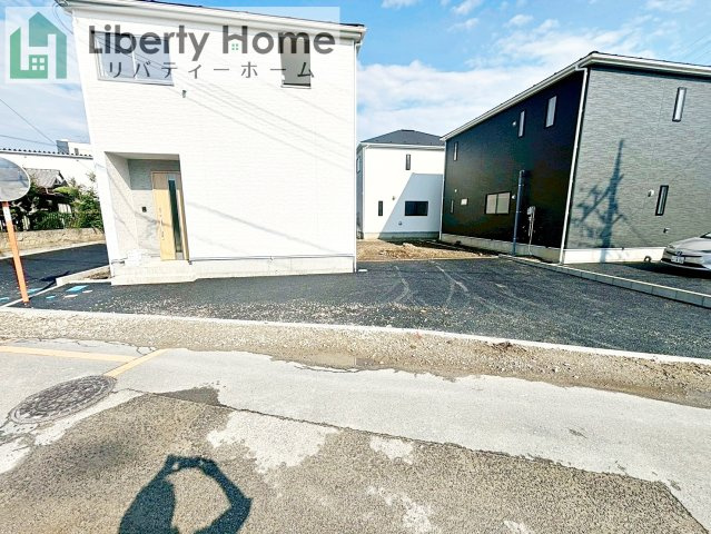 筑西市二木成第2　新築戸建　3号棟の駐車場