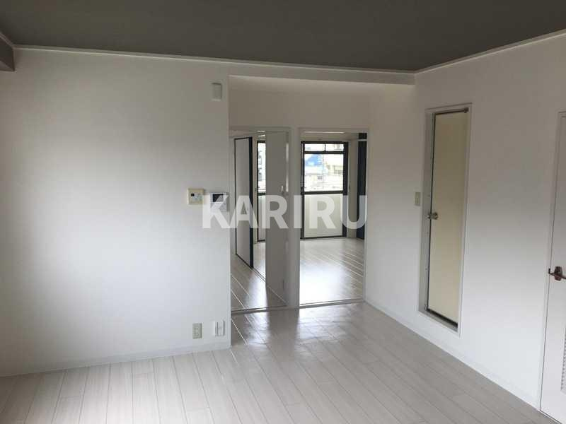 サンライズツイン関目2号館の洋室|落ち着いた色調の洋室です