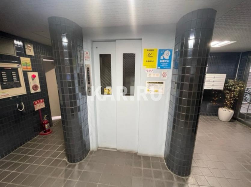 サンライズツイン関目2号館のロビー