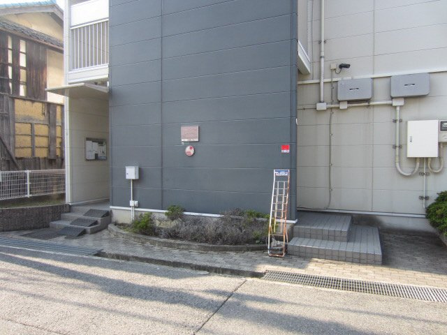 【エントランス】