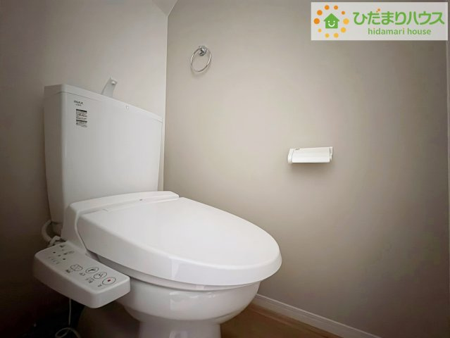日立市東大沼町11期　新築戸建　2号棟のトイレ|トイレは1F、2F共に完備！取り合いになることがありませんね(^^)/