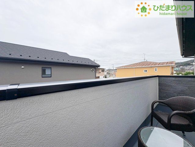 日立市東大沼町11期　新築戸建　2号棟のバルコニー|奥行たっぷりのバルコニー☆彡カフェタイムも楽しめそうです(*^^*)