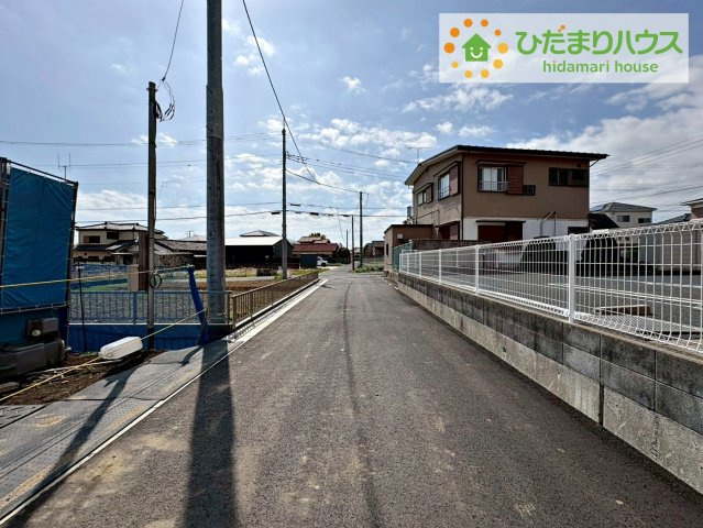 日立市東大沼町11期　新築戸建　2号棟の前面道路含む現地写真|スーパー至近で、お買い物に便利な立地です(#^^#)