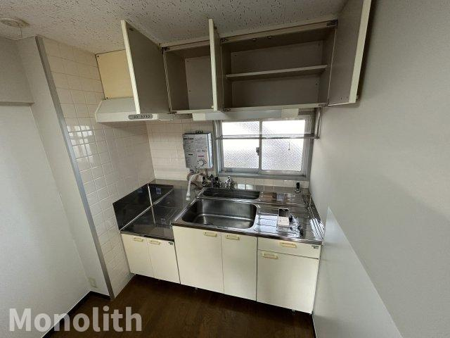 ビレッジハウス草部6号棟のキッチン