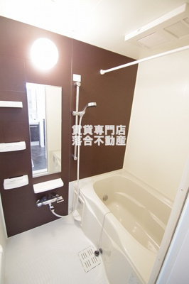 【浴室】 | K’s Place II | 落ち着いた空間のお風呂