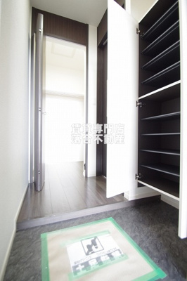 【玄関】 | K’s Place II | 広いシューズ収納