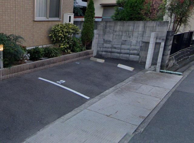 セジュール主原の駐車場