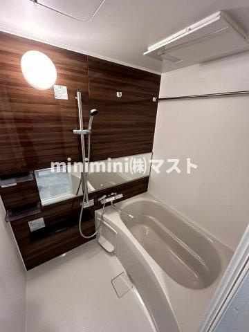 プレサンスNEO九条ディアシスの浴室