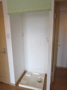 【設備】 | グランヴァン中野江古田 | 室内洗濯機置き場。