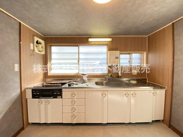 小若江1丁目中古戸建のキッチン|キッチンでお料理をお楽しみください