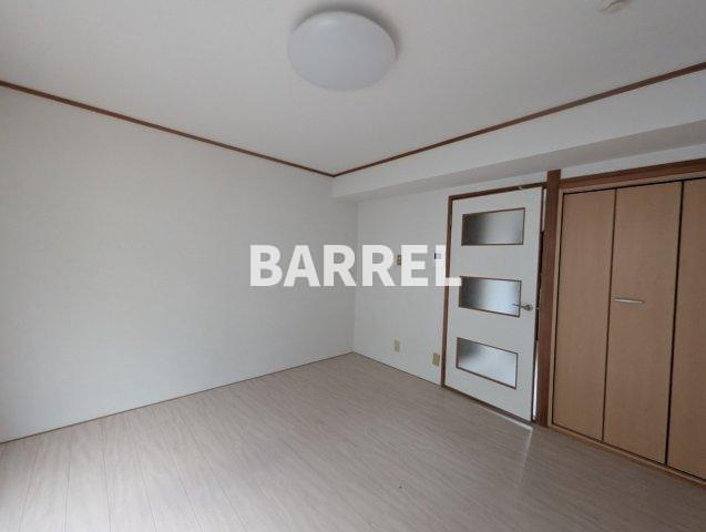 ヴィラ・バショウの居間・リビング