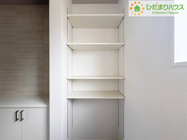 日立市東大沼町11期　新築戸建　3号棟の収納|玄関にはシューズクロークがあるのでスッキリと片付きます♪