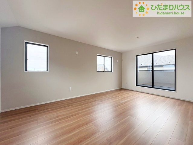 日立市東大沼町11期　新築戸建　3号棟の寝室|ゆとりのある主寝室！ご家族全員で寝れちゃいます(^^♪