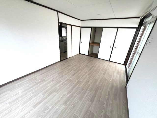 【洋室】 | 入山文化