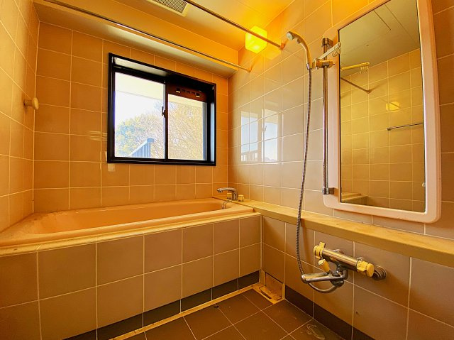 クリオ伊東壱番館の浴室