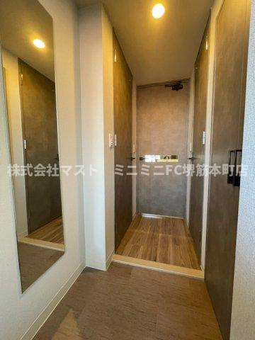 ミラージュパレス本町Departの玄関