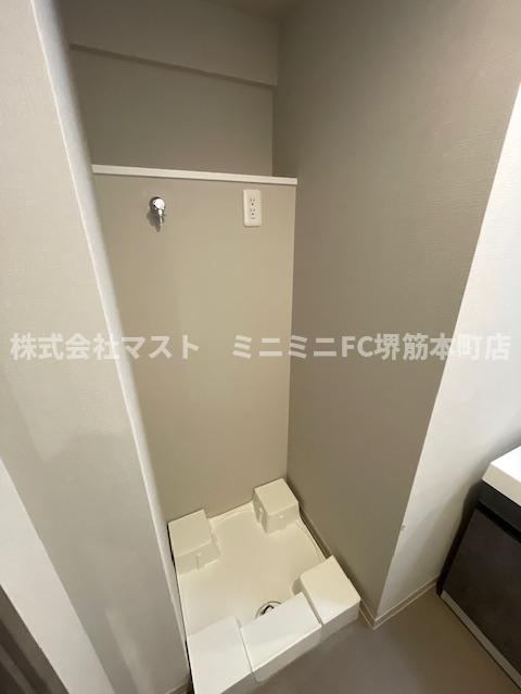 ミラージュパレス本町Departの玄関