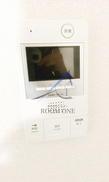 ビリジアン目白のセキュリティ|モニター付きインターホンです。