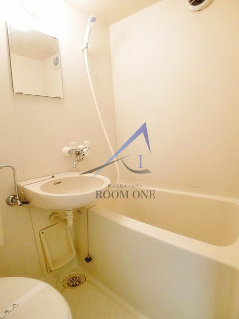 ビリジアン目白の浴室|お風呂です。