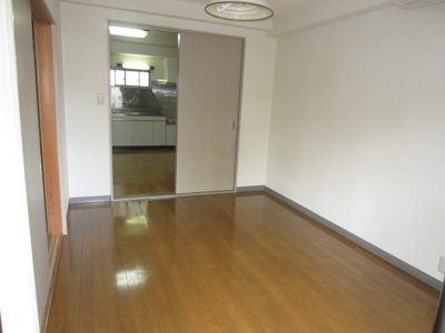 【洋室】 | メゾンルピナス