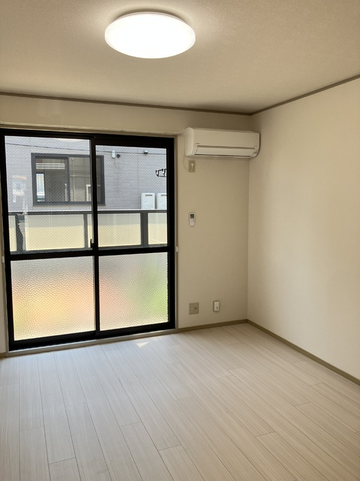 セジュール島田Aの居間・リビング