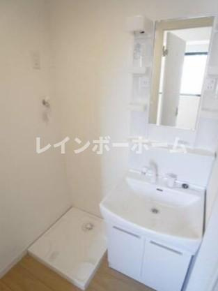 アール・ワンズ北砂の独立洗面台