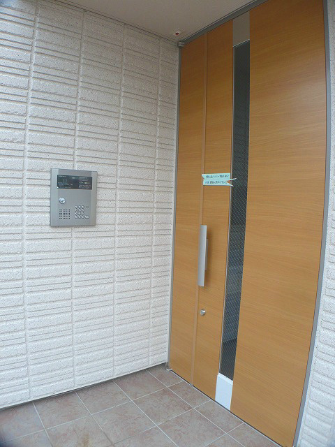 セルラス・ヘーベルの外観