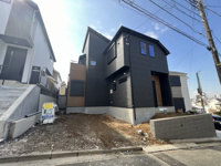 ロフト・４LDK・収　納　豊　富　-べルガーデン芹が谷4丁目-の画像