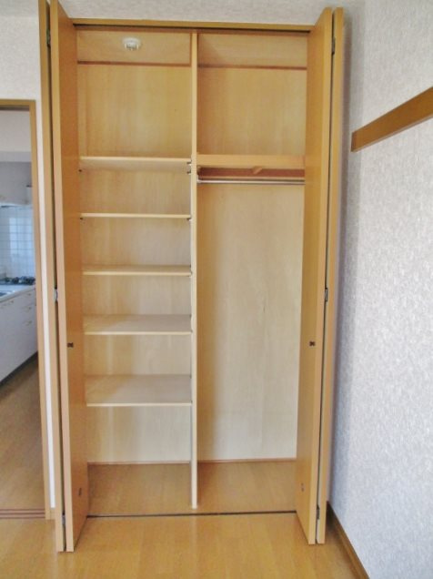 メゾンフリジアの収納