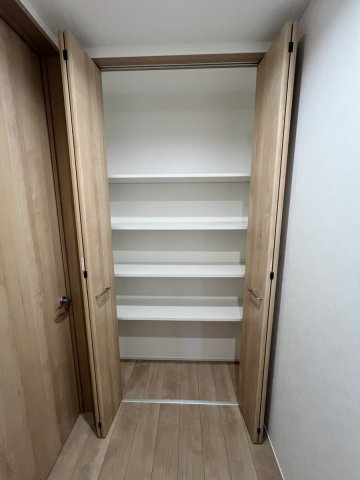 松崎町戸建の収納