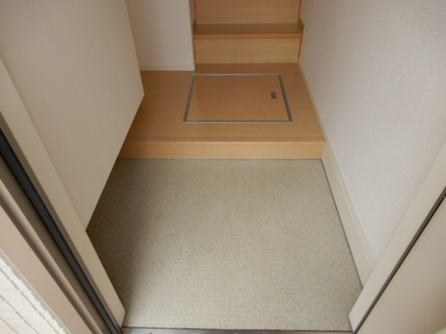 グリーンハイツ兼田の玄関