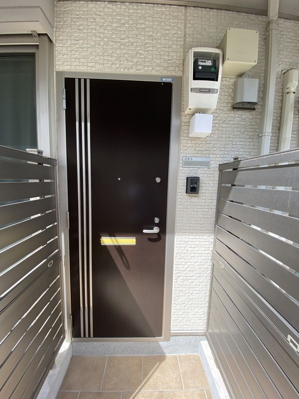BELL HOUSEのエントランス