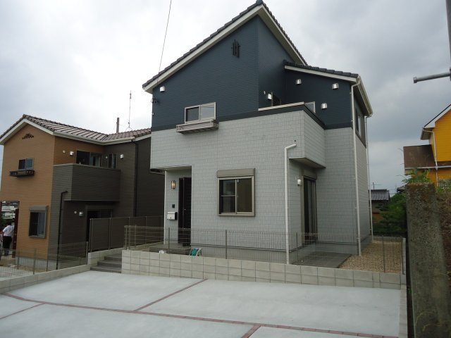尾崎山2-1401-2KODATEXⅣの駐車場