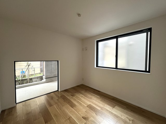 地名に台がついてるけどココは平坦！静かで落ち着いた街です私みたいに。【中区豆口台新築戸建】の洋室|洋室です