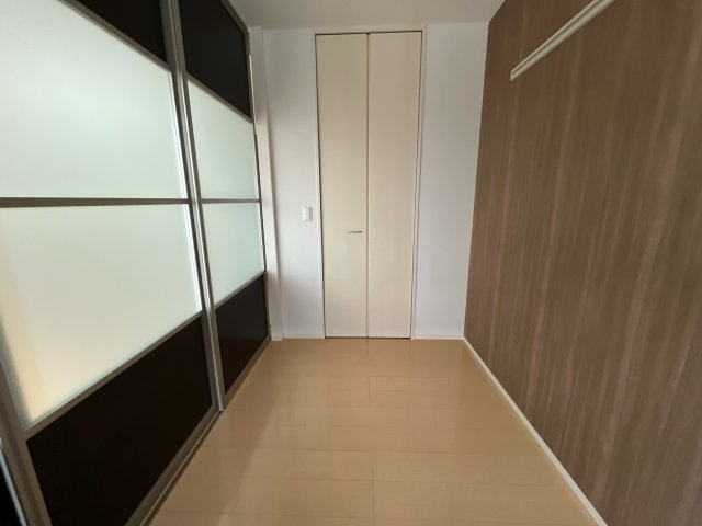ノア東山Ａ棟　Ａ棟の寝室