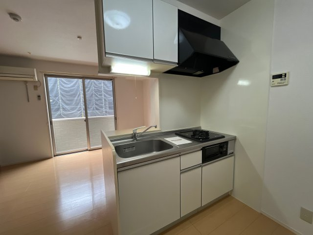 ノア東山Ａ棟　Ａ棟のキッチン