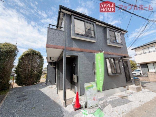 熊谷市石原1期中古戸建の外観|◆外観写真◆スタイリッシュな外観が目を引くお洒落ハウス！ぜひ一度内覧へお越しください！物件の魅力沢山お伝えします！いつでもお気軽にお問合せOKです！TEL「0120-466263」