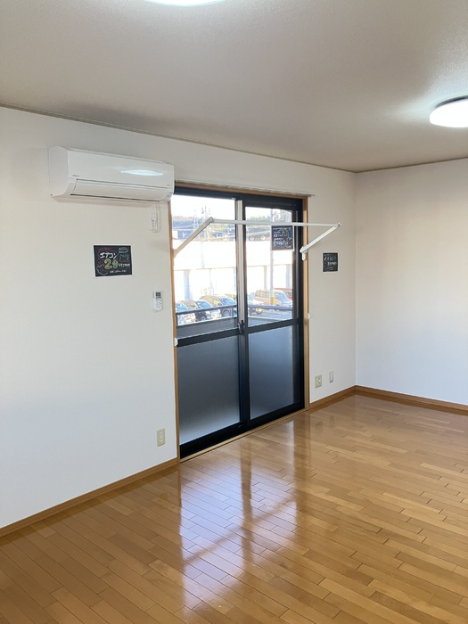 セジュール島田　B棟の居間・リビング