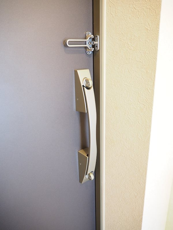 ルーブル練馬沼袋の玄関