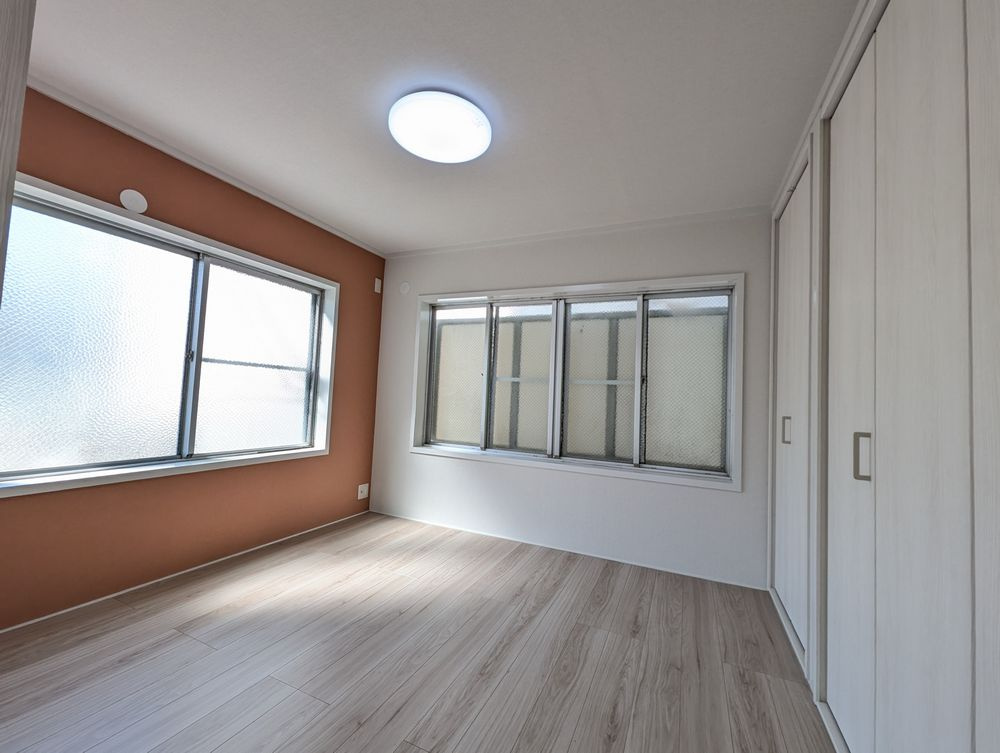 中区金山５丁目戸建の洋室|2階洋室（北）