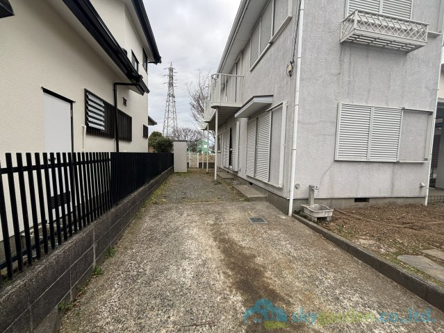 平塚市御殿四丁目　中古戸建の駐車場