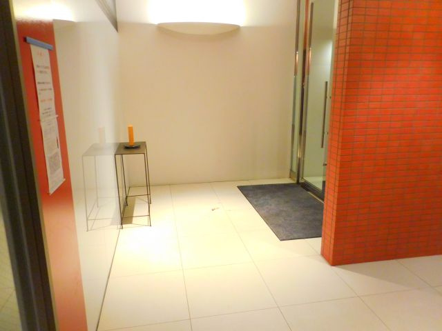 HGTコート高槻のエントランス