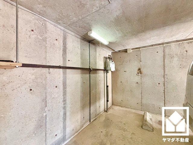 大津市本宮2丁目　の駐車場