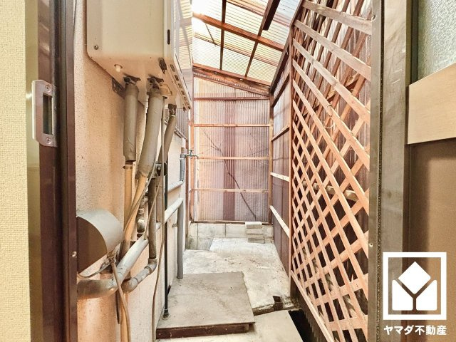 大津市本宮2丁目　のバルコニー