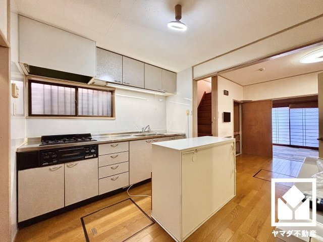 大津市本宮2丁目　のキッチン