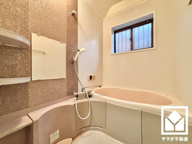 大津市本宮2丁目　の浴室