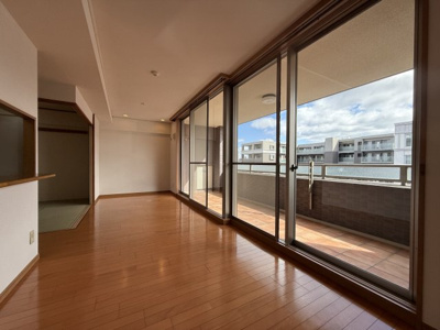 【居間・リビング】 | アールヴェール夙川